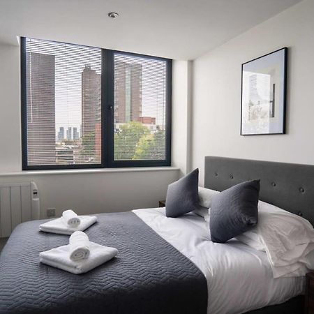 Stay Zeni, Alexandra Rise Manchester Chic Studio المظهر الخارجي الصورة