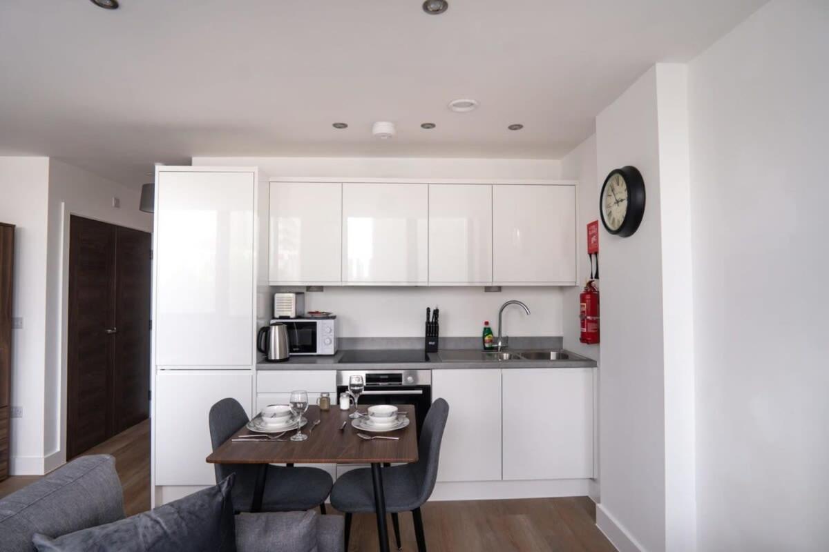 Stay Zeni, Alexandra Rise Manchester Chic Studio المظهر الخارجي الصورة